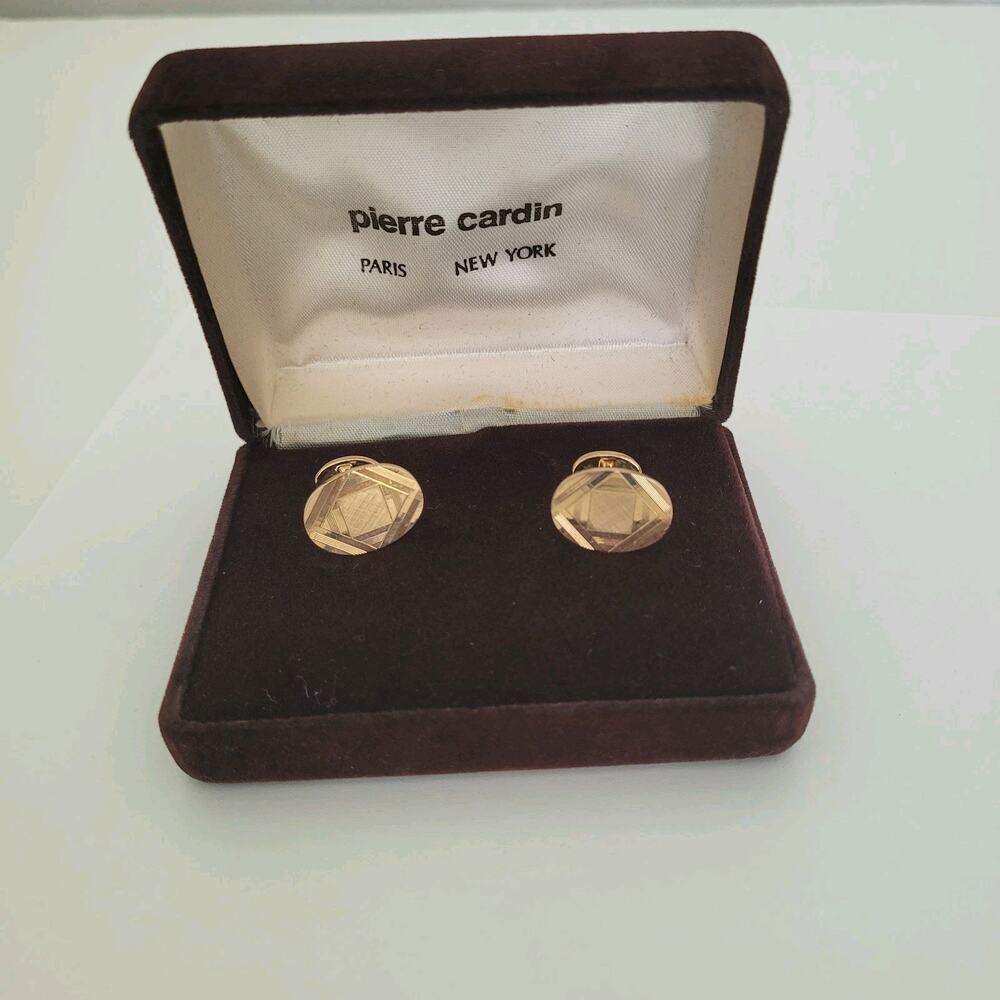 Pierre Cardin Cufflinks Gold Tone Logo Oval Geometric Logo Vintage Retro Box